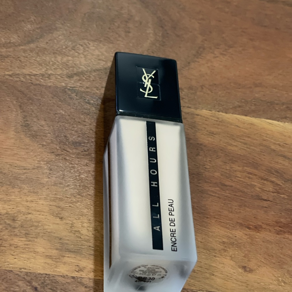 YSL - Picture 2 of 10